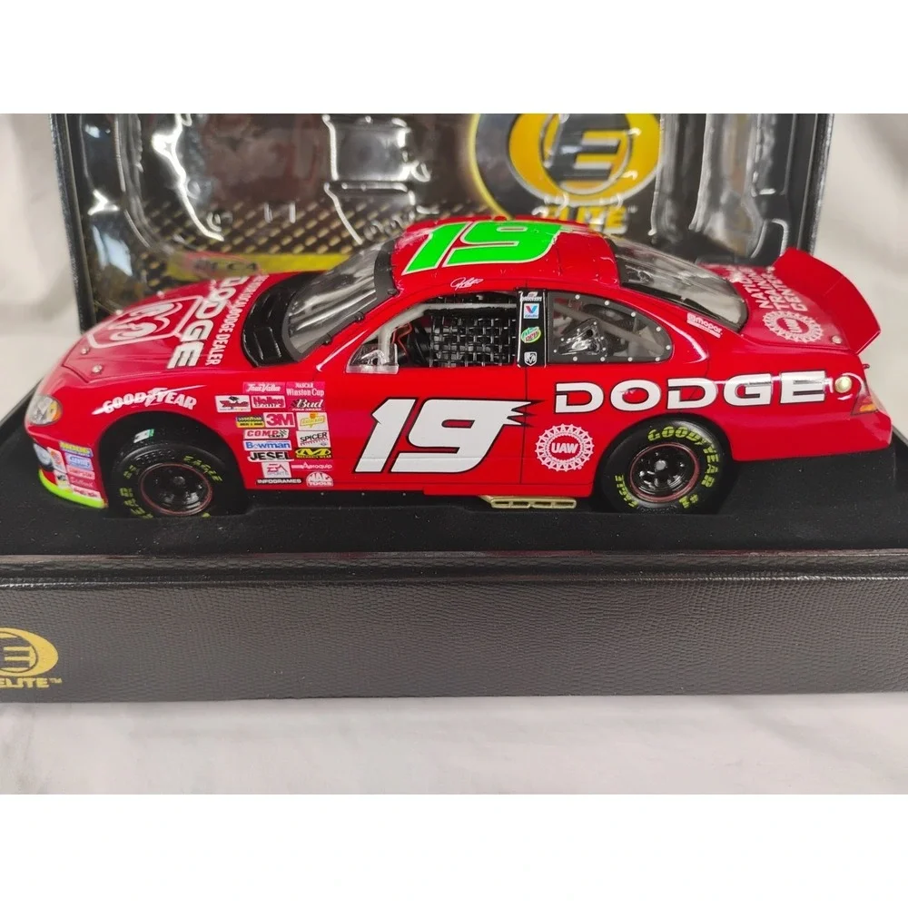 RCCA Elite In Box Jeremy Mayfield #19 Dodge 2002 Intrepid‎ R/T 742/804 400950